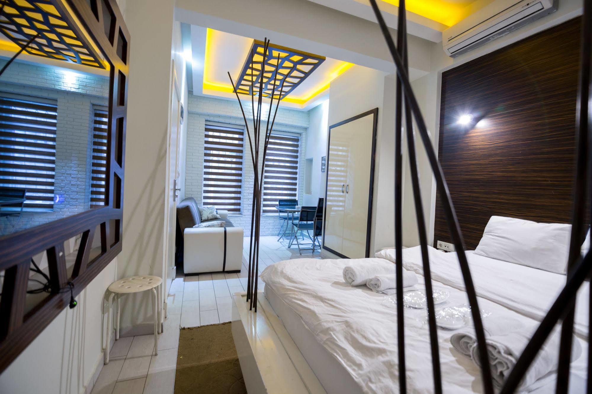 Element Suites Istanbul Bagian luar foto