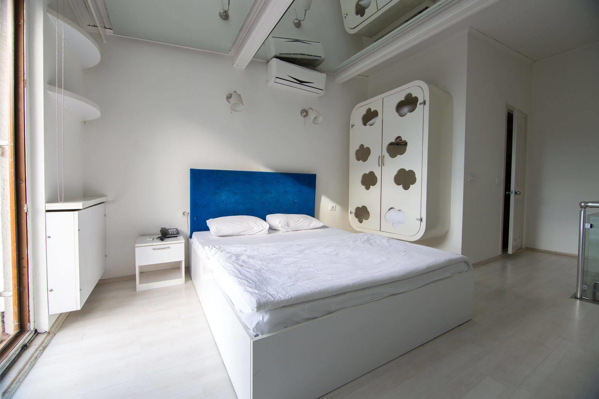 Element Suites Istanbul Bagian luar foto